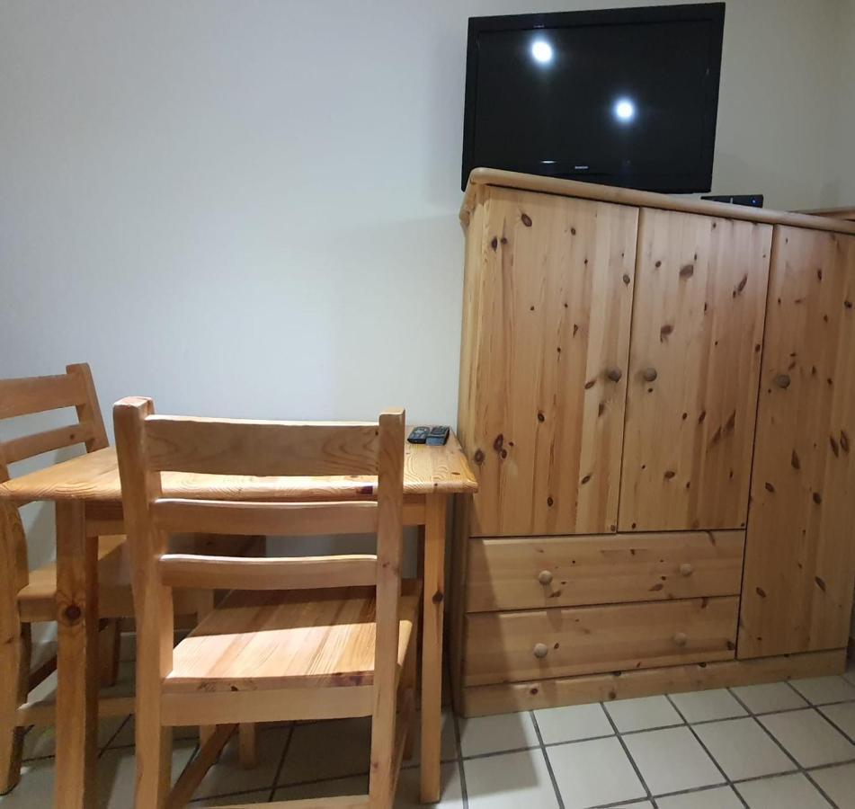 Gaestehaus Terrana Wathlingen Esterno foto