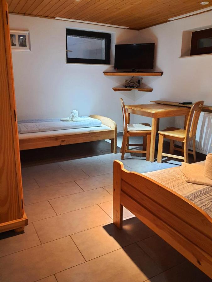 Gaestehaus Terrana Wathlingen Esterno foto